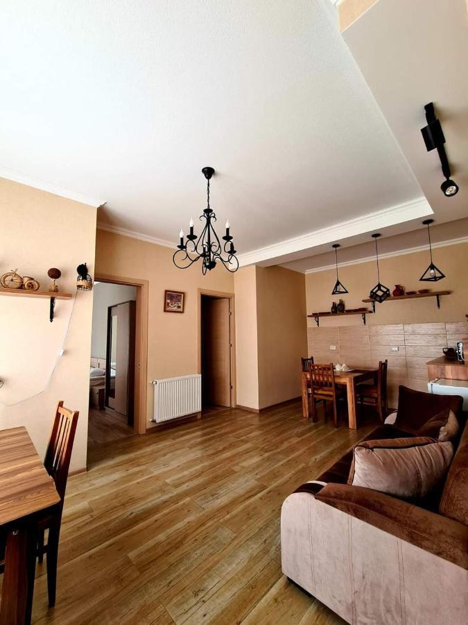 Baqari Inn Kazbegi Ngoại thất bức ảnh