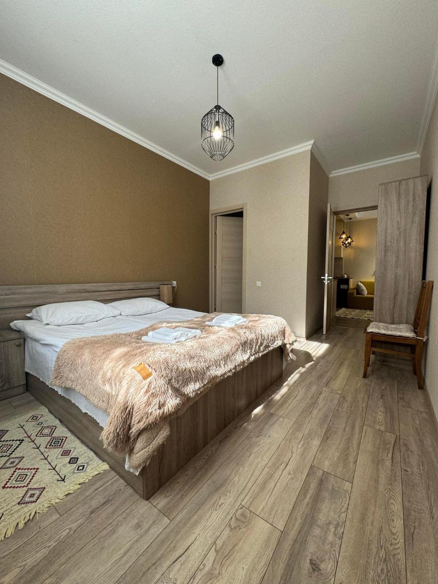 Baqari Inn Kazbegi Ngoại thất bức ảnh