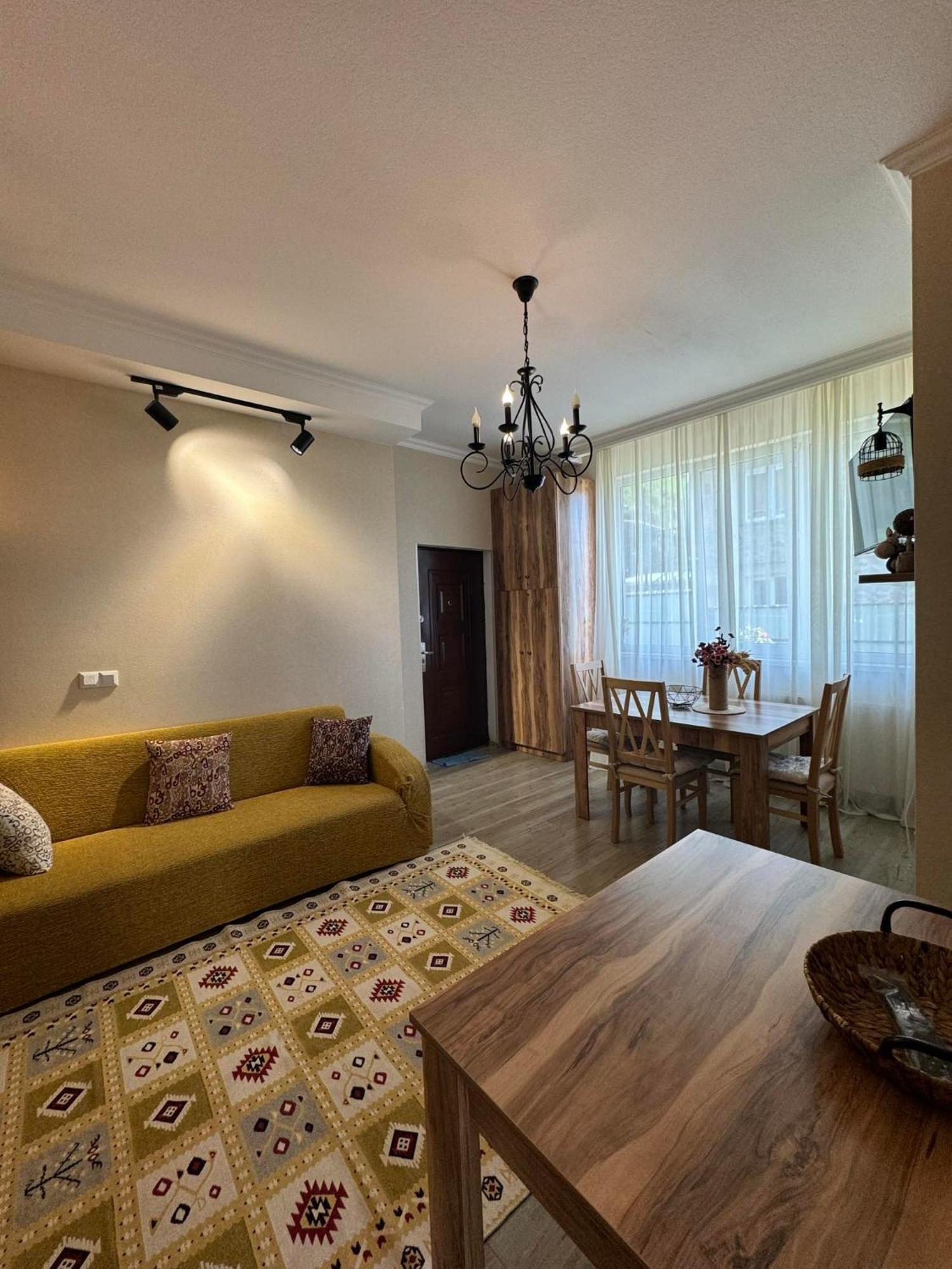Baqari Inn Kazbegi Ngoại thất bức ảnh