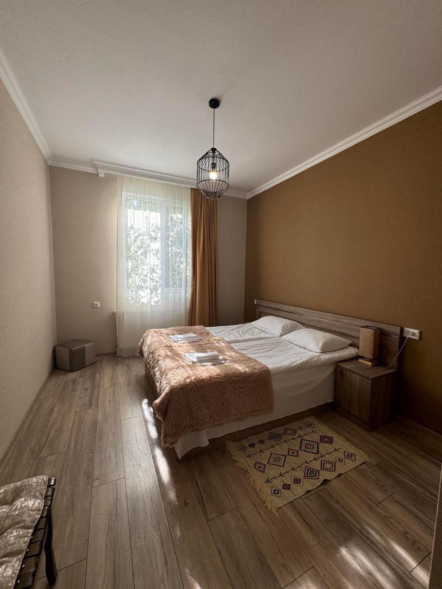 Baqari Inn Kazbegi Ngoại thất bức ảnh